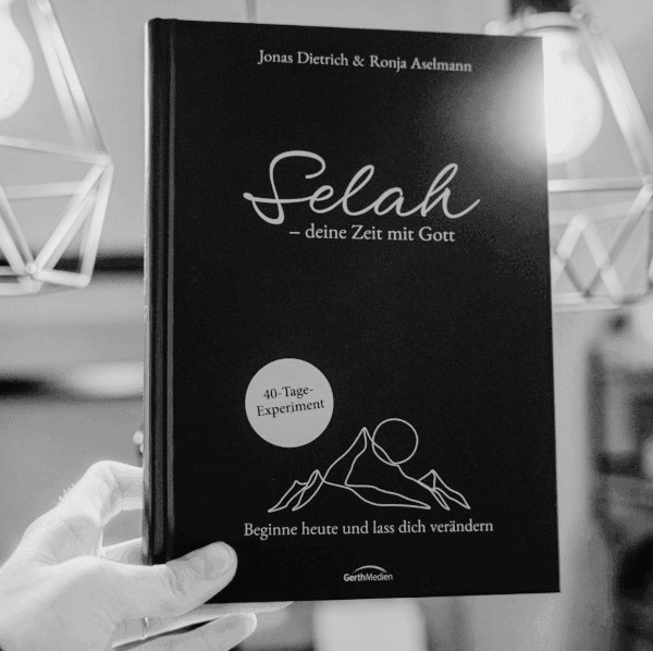 59470ce2 4ede 47a6 8aae 46c973799702